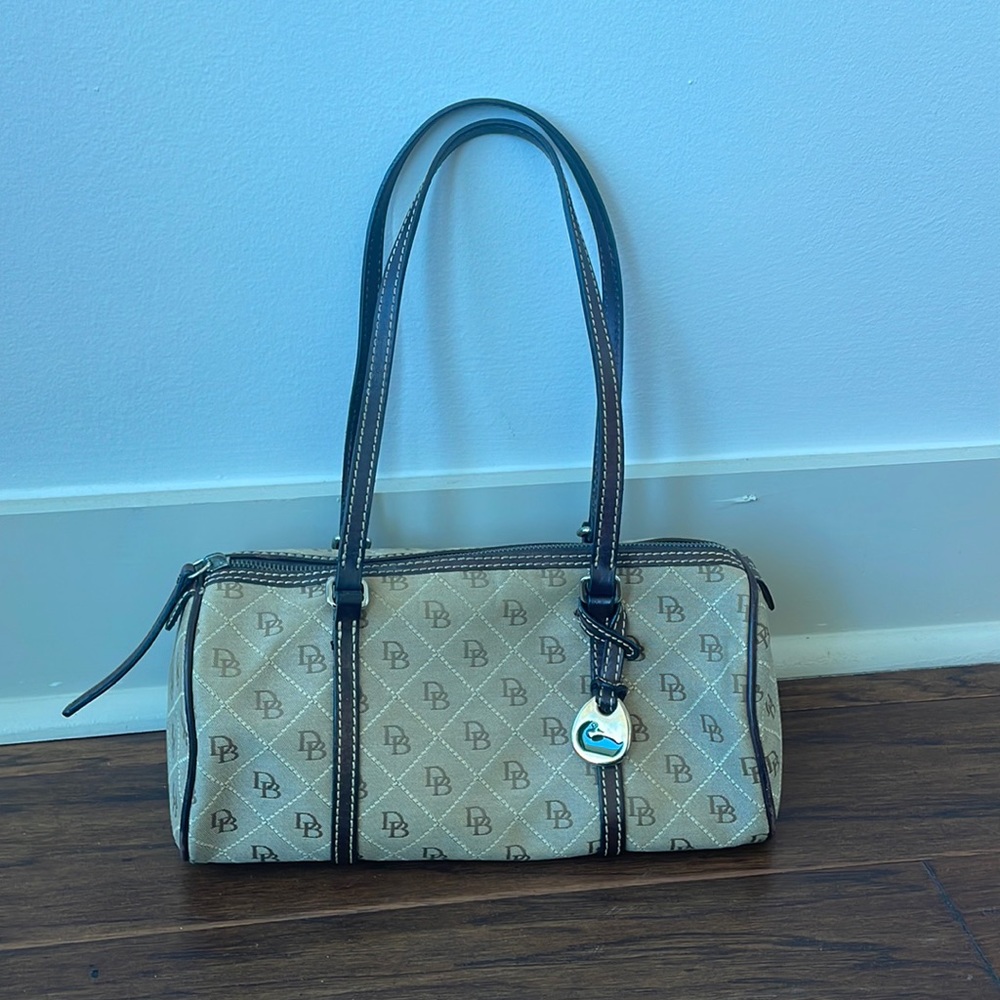 Vintage Dooney & Bourke purse